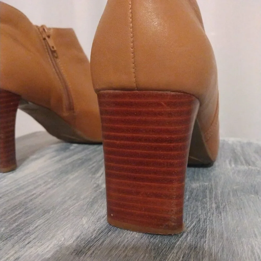 Jennifer Moore tan ankle booties